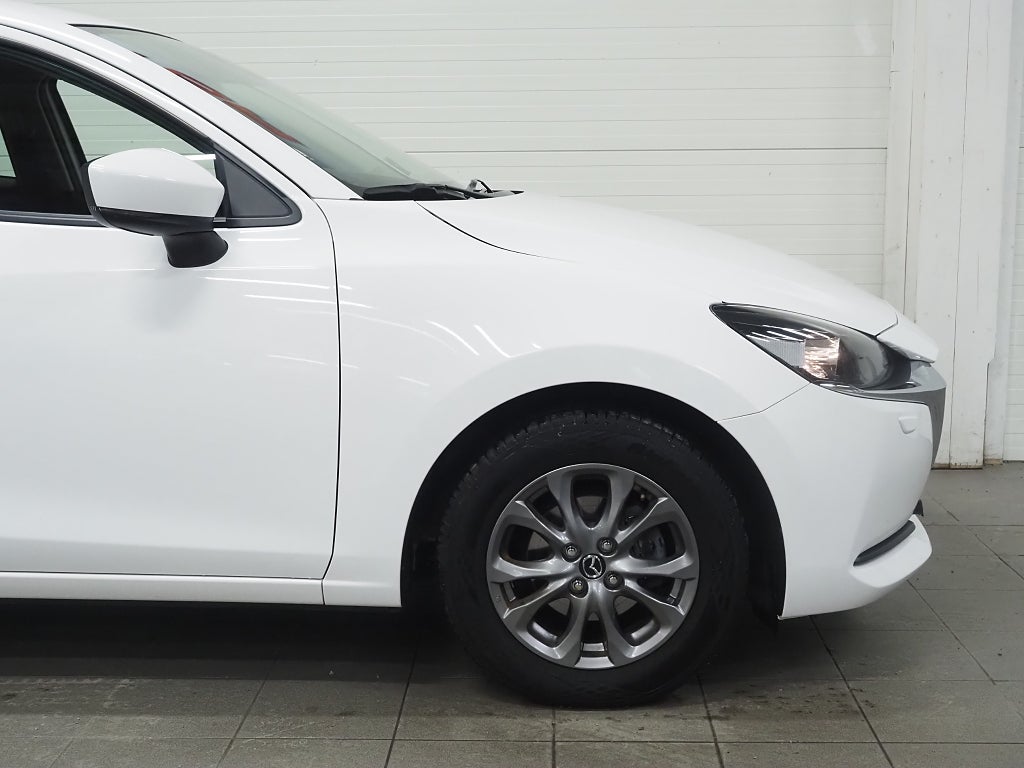 Mazda 2 1.5 SKYACTIV-G 90hk Core Motorvärmare Farthållare 2020