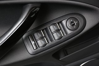 SUV Ford Kuga 13 av 25