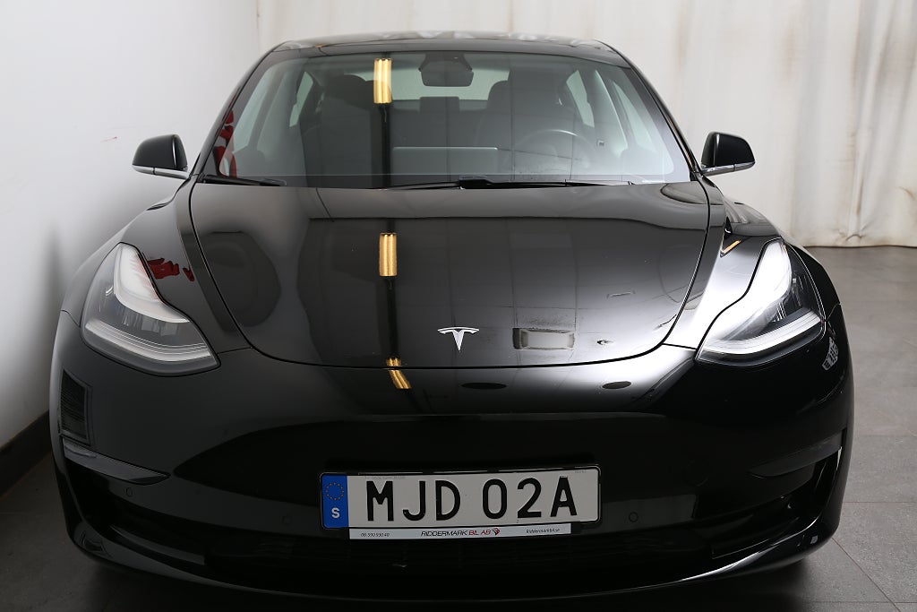 Tesla Model 3 Long Range AWD | Pano | B-Kamera | Skinn | 2019