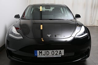 Sedan Tesla Model 3 5 av 27