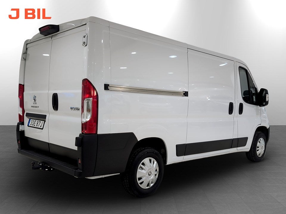 Bild på Peugeot Boxer PRO+ 2.2 BHDi 140hk L2H1 - B-KAMERA, DRAG