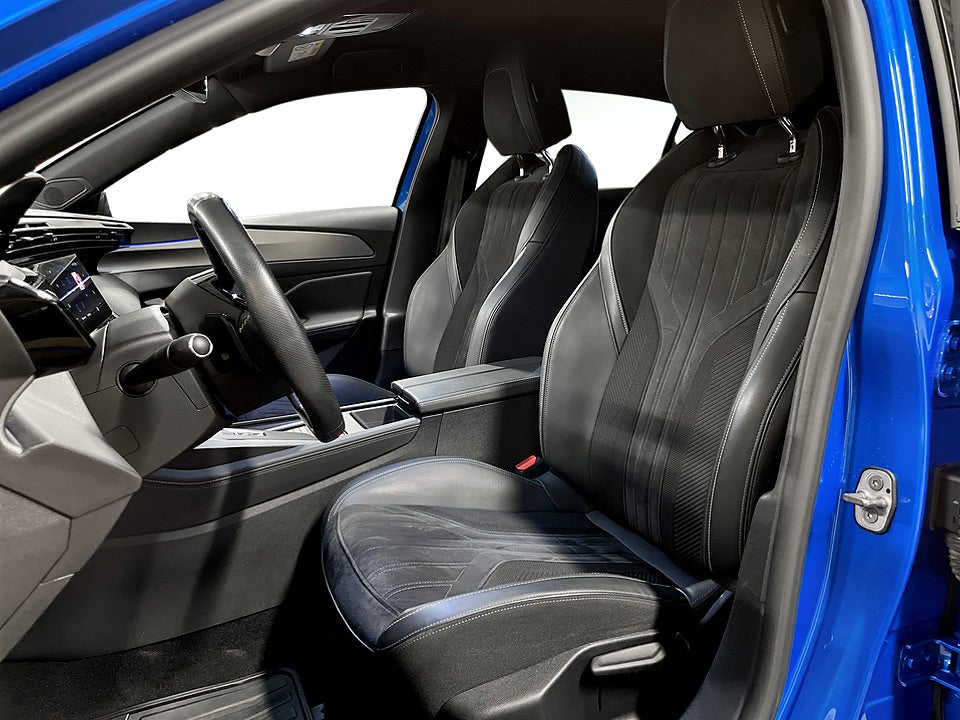 Bild på Peugeot 308 5D GT PHEV 225hk Aut B-KAMERA CARPLAY