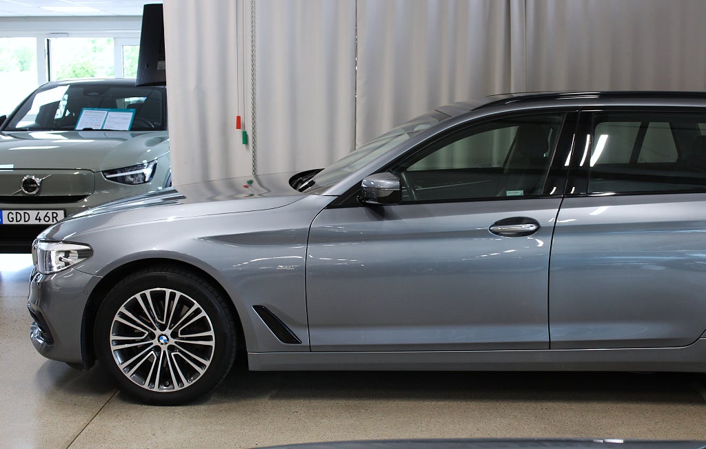 BMW 520d xDrive 190HK, Drag, Värmare, Sport line, Skinn, B-Kamer