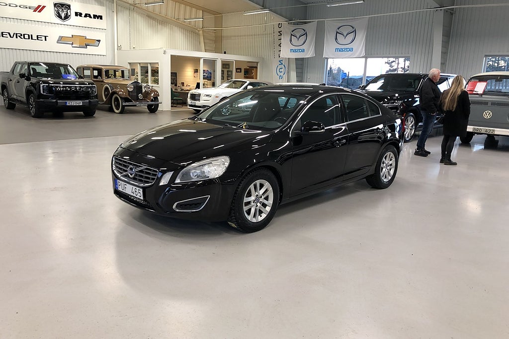 Volvo S60 Momentum T3 Manuell, 150hk