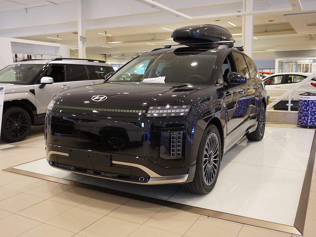 Hyundai IONIQ 9 AWD Performance Calligraphy Line 7-sits 110kWh 435hk