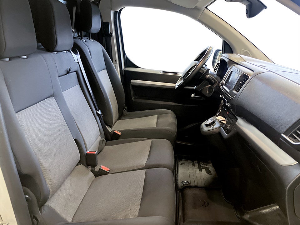 Bild på Citroën Jumpy Business Premium 2.0 BHDi 145hk Aut L3 B-KAMERA DRAG