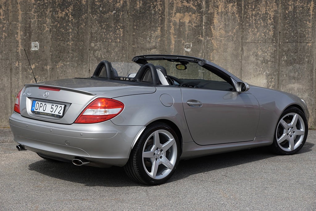Mercedes-Benz SLK 280 7G-Tronic Cabriolet|Låga Mil|3-Brukare|18” AMG|