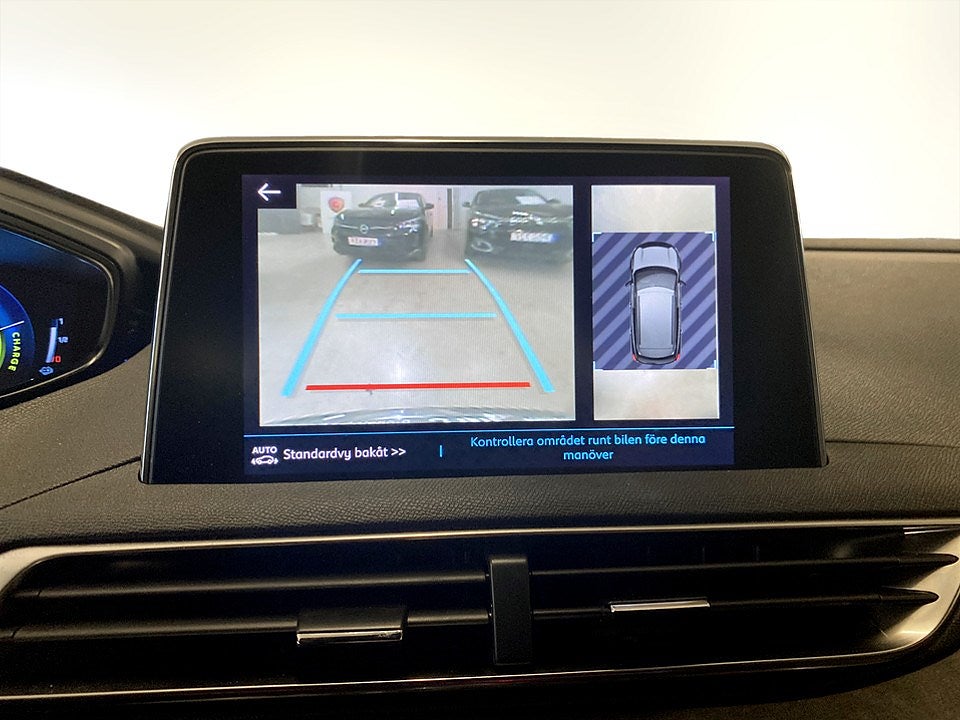 Bild på Peugeot 3008 GT Hybrid4 300hk Aut AWD - 360,ELSTOL,NAV