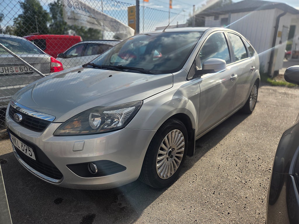 Ford Focus 5-dörrars 1.8 Flexifuel Titanium Euro 4