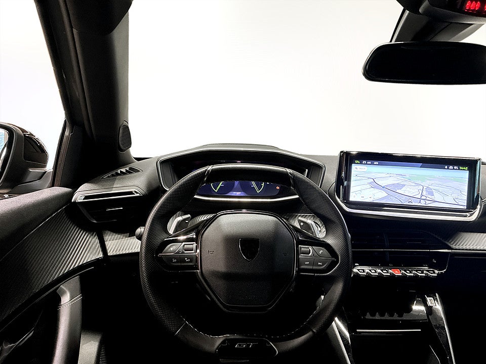 Bild på Peugeot 2008 GT 1.2 PT 130hk Aut B-KAMERA CARPLAY