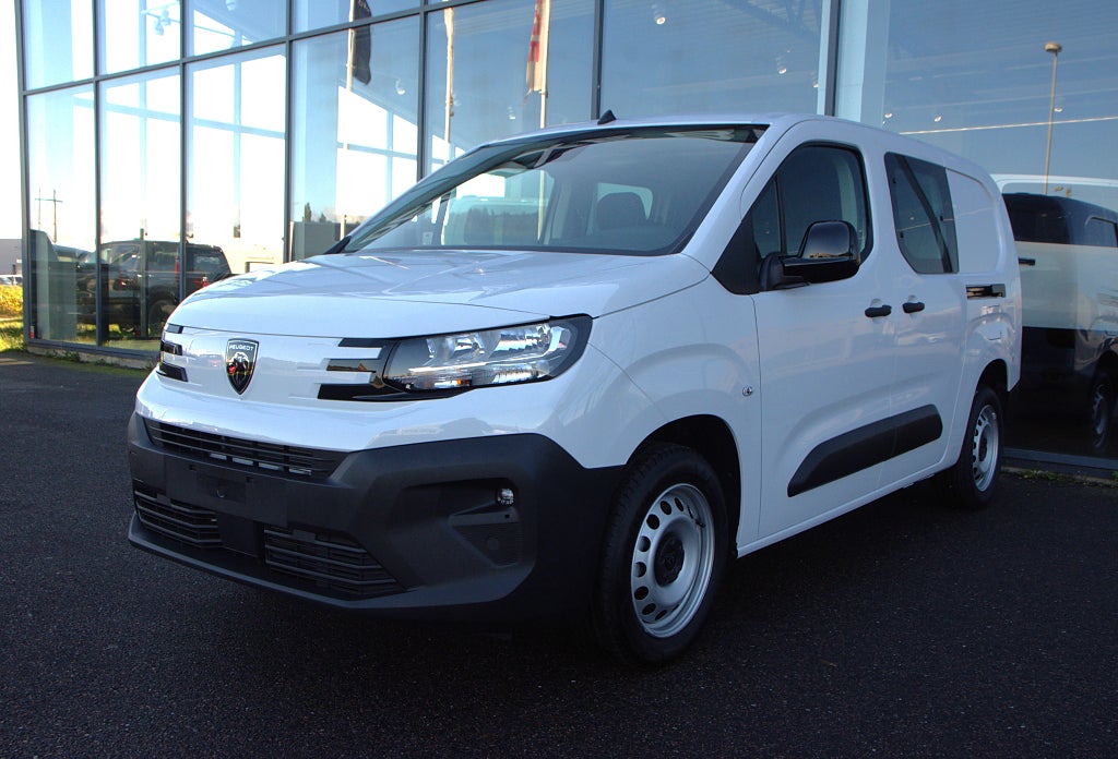 Peugeot Partner Crew Cab 5-sits 130hk Aut Webasto Drag