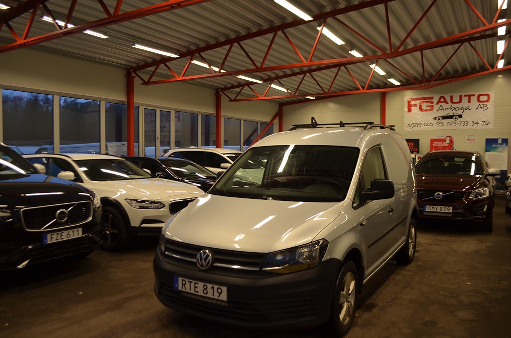 Volkswagen Caddy 2.0 TDI 4Motion 122 hk D-Värmare Drag Euro 6