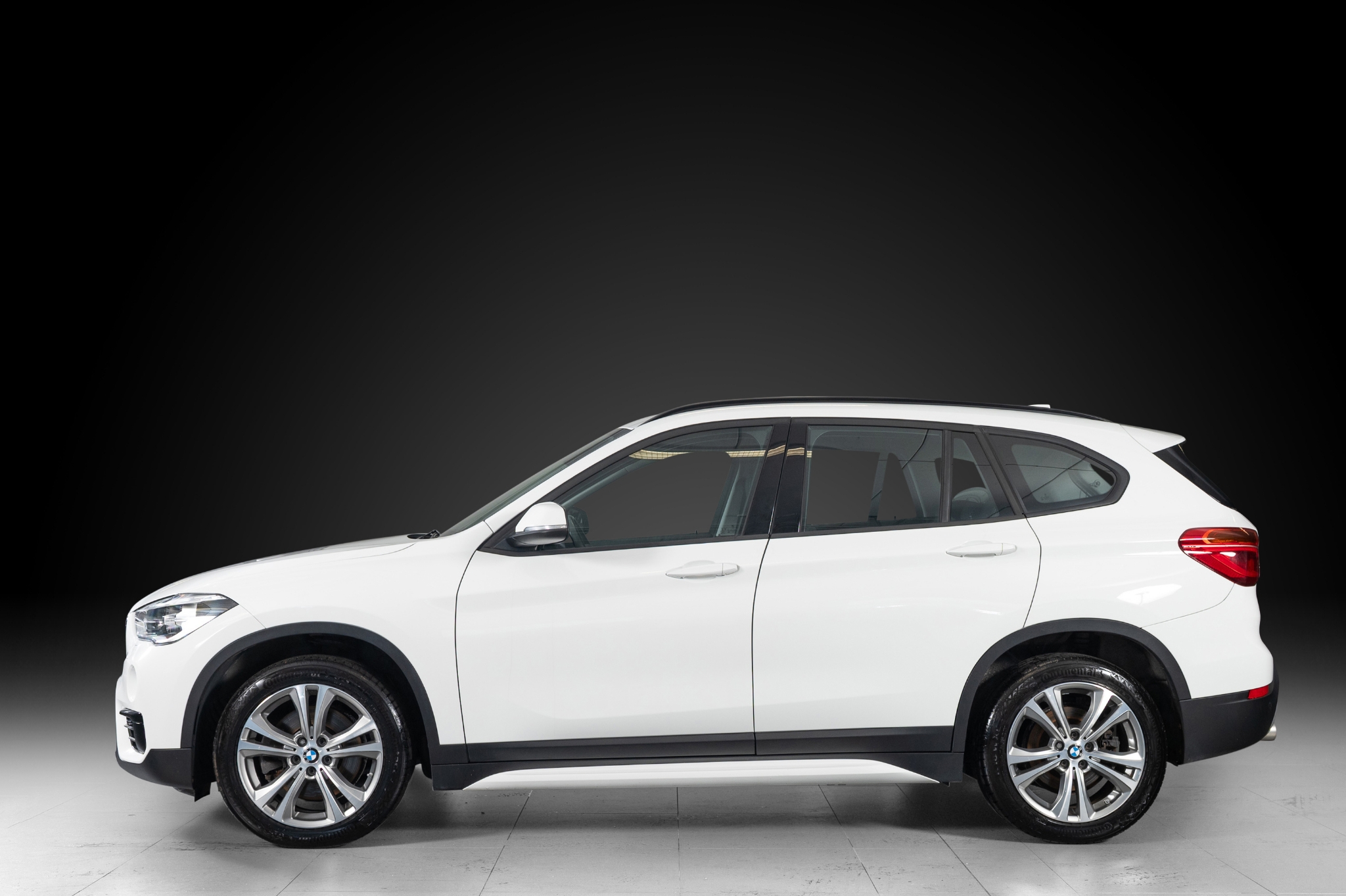 BMW X1 xDrive 20d Sport line 2019, kuva 3/46