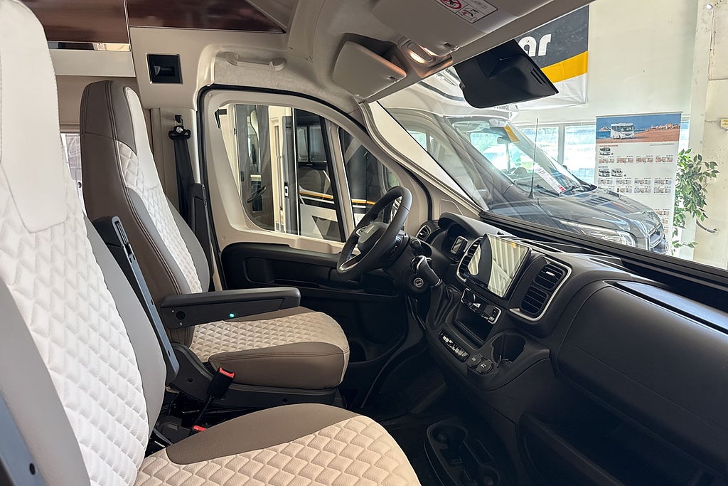 Mobilvetta Admiral K 6,3 Heavy chassi Långbäddar 3,95% Ränta miniatyr 8