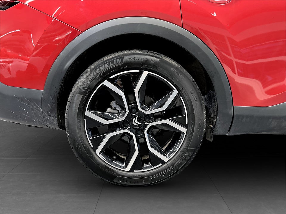 Bild på Citroën e-C4X Shine Exclusive 50 kWh Aut B-KAMERA PANO ELSTOL 136hk