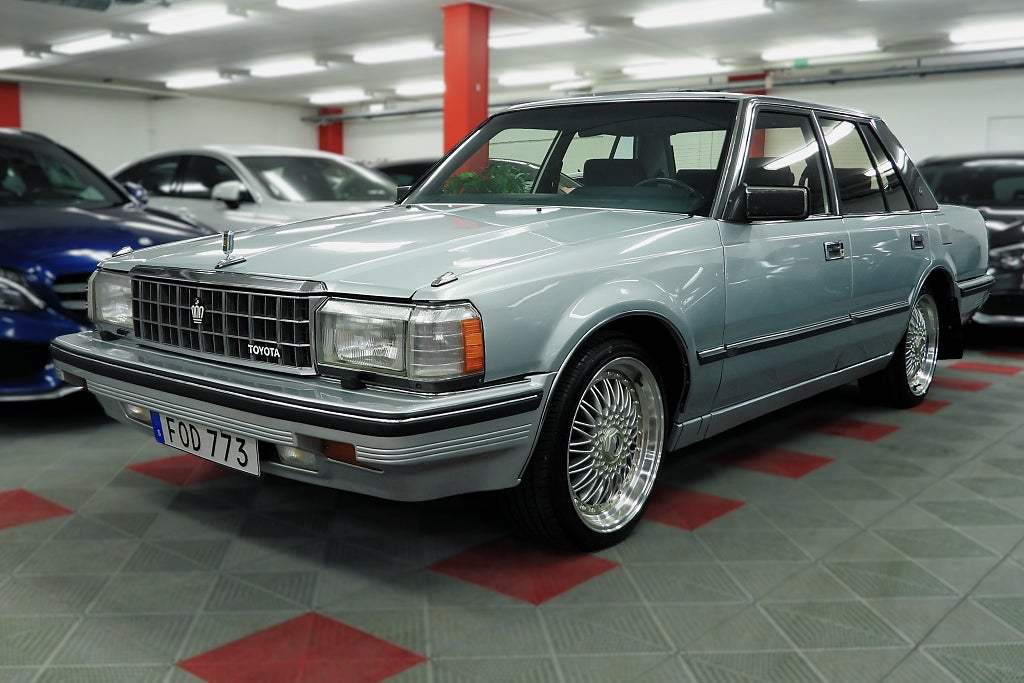 Toyota Crown 1985