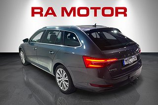 Kombi Skoda Superb 8 av 26