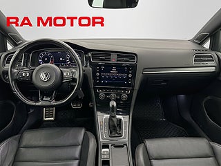 Halvkombi Volkswagen Golf 15 av 28