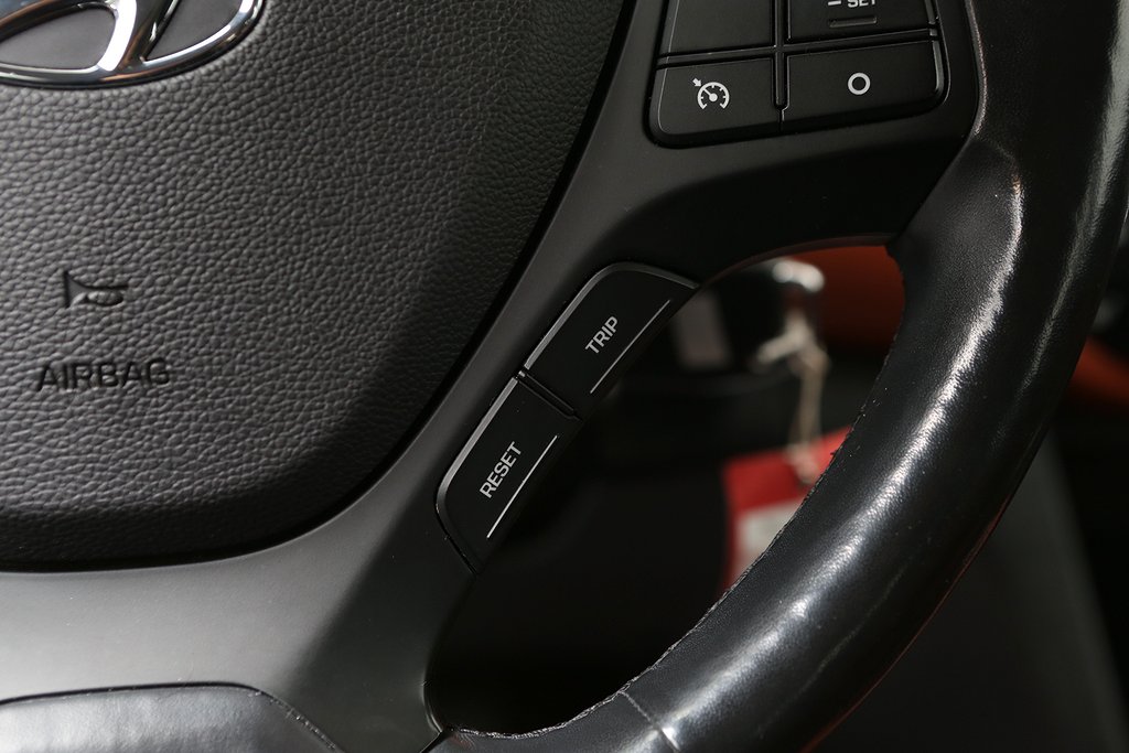 Hyundai i10 1,0 67hk ComfortPlus 1ägare Nyservad + Nybesik 2015