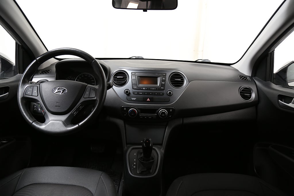 Hyundai i10 1,0 67hk Premium Automat Klima P-sensor Bluetooth 2017