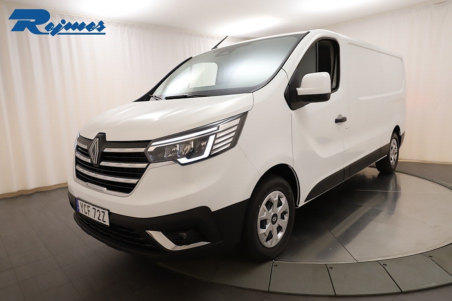 Renault trafic III Skåp Nordic L2H1 150 A (9-växlad) värmare med fjärr