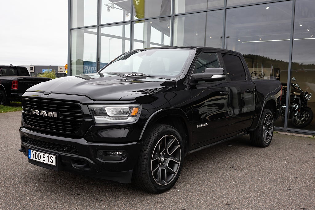 Dodge RAM 1500 Crew Cab 5.7 L V8 Hemi Laramie Sport Luftfjädring