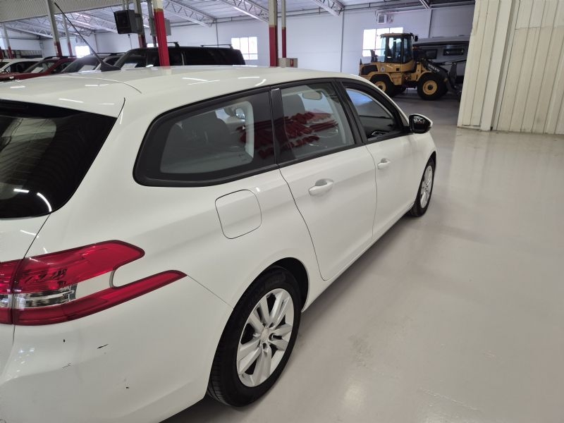 Peugeot 308 2019, bild 6/41