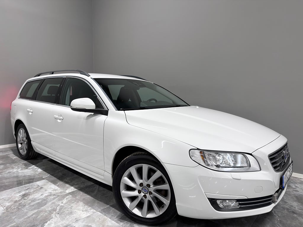 Volvo V70 D4 Classic/Värmare/GPS/VOC/Drag/Nyservad/181HK