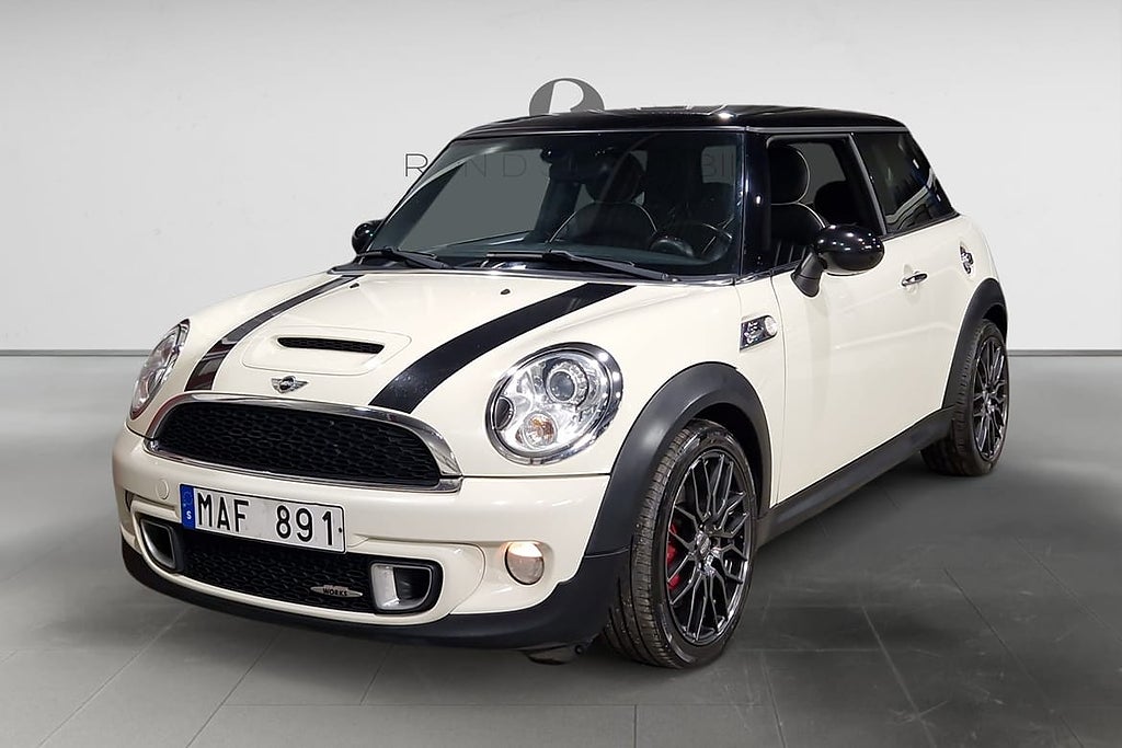 MINI John Cooper Works 211 HK CHILI 13600MIL SKINN 17"