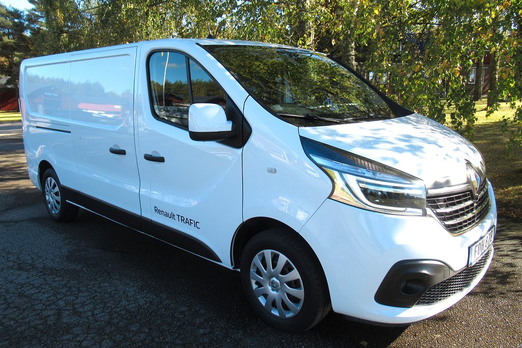 Renault Trafic 2,o dCi Långt Skåp L2 H1, Dieselvärmare, Drag 