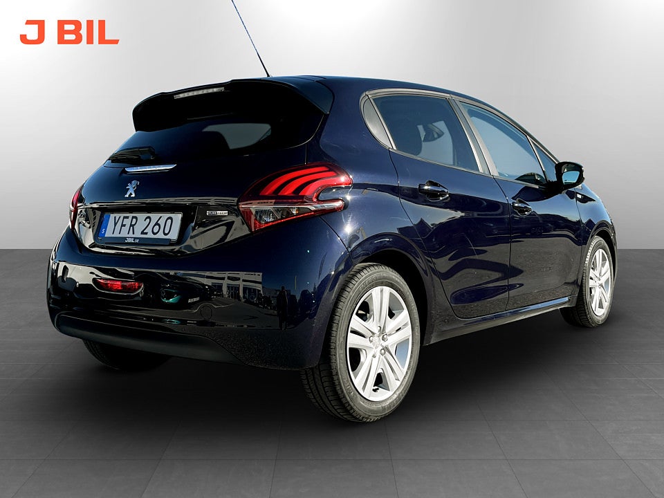 Bild på Peugeot 208 5D Style 1.2 PT 82hk Aut PANO BACKSENSORER