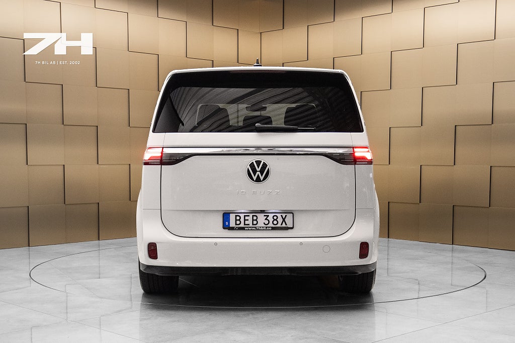 Volkswagen ID. Buzz 82 kWh Pro / Backkamera / Adaptiv Farthållare / Carplay