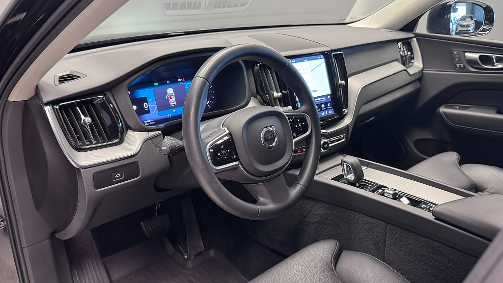 Volvo XC60 2023 - miniatyr 6