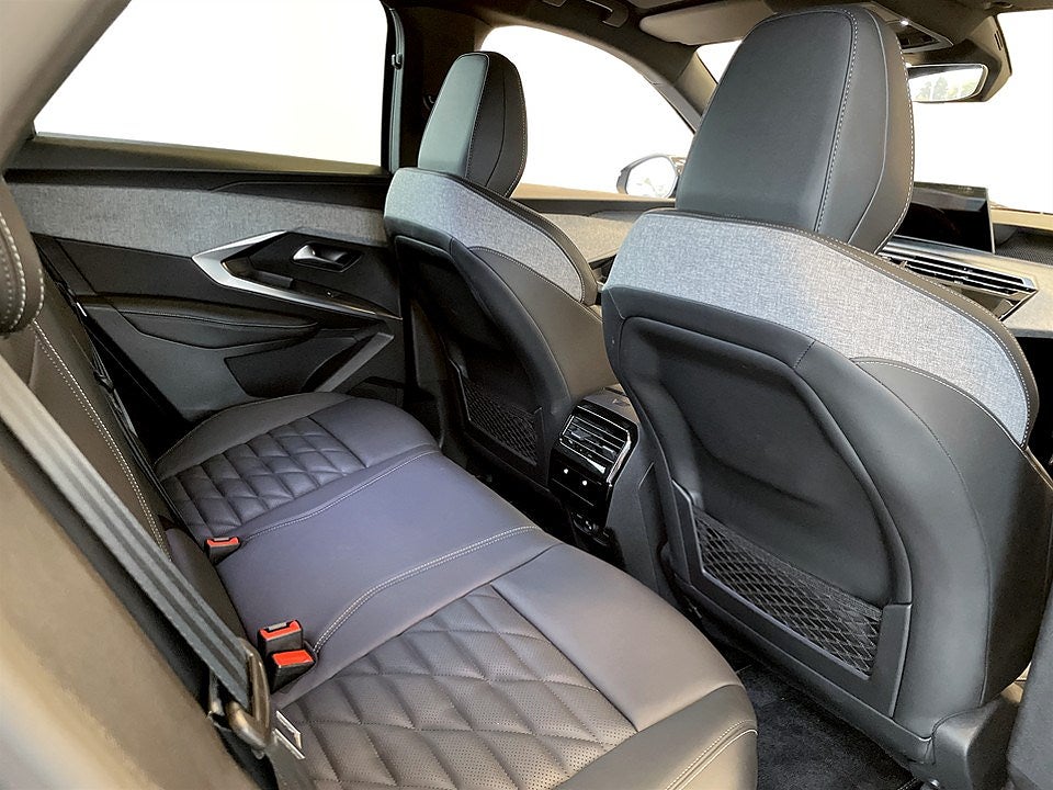 Bild på Peugeot E-3008 GT Ultimate - DEMO