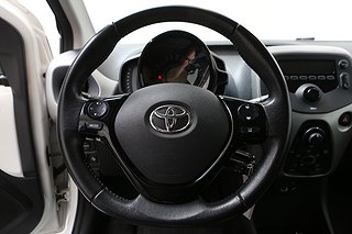 Halvkombi Toyota Aygo 14 av 22