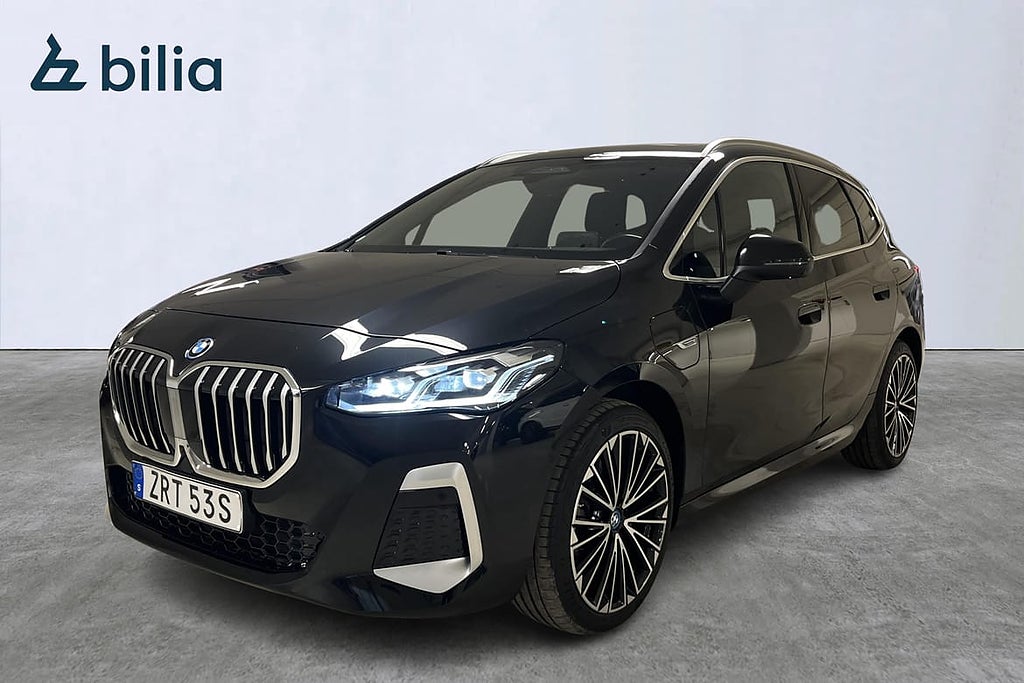 BMW 230e M-paket / Pano / RattVä / Head Up / H&K Ljud