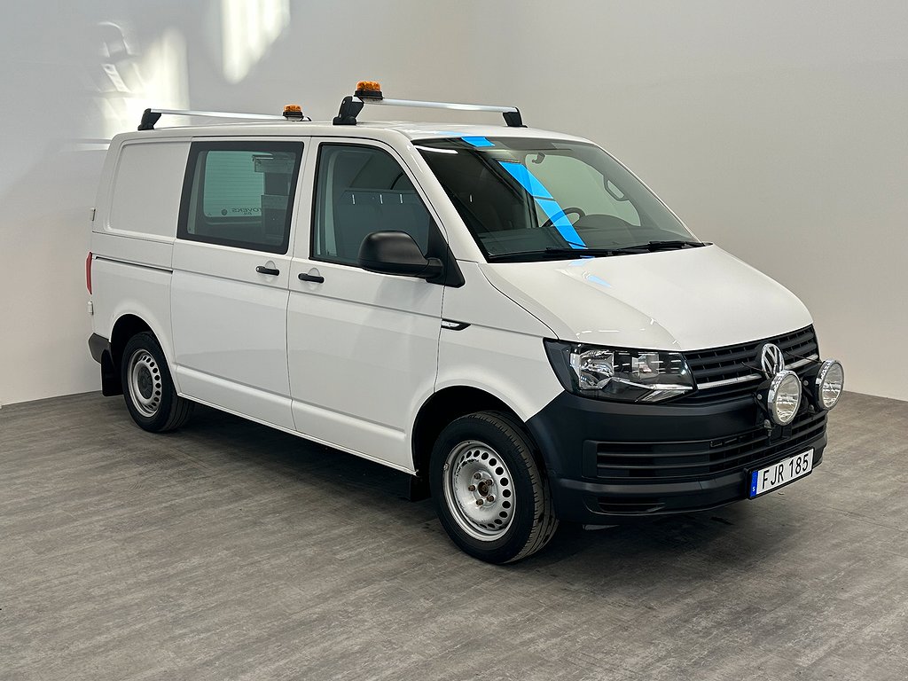 Volkswagen Transporter 2.0TDI 150hk D-värm/Inredning/Drag