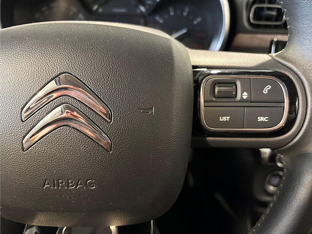 Bild på Citroën C3 Shine 1.2 PT 110hk Aut - CARPLAY, BACKSENSORER