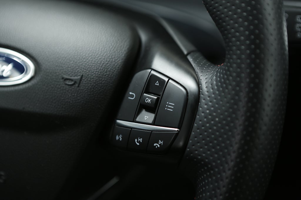 Ford Kuga Plug-In Hybrid E-CVT ST-Line Navi Drag Leasbar