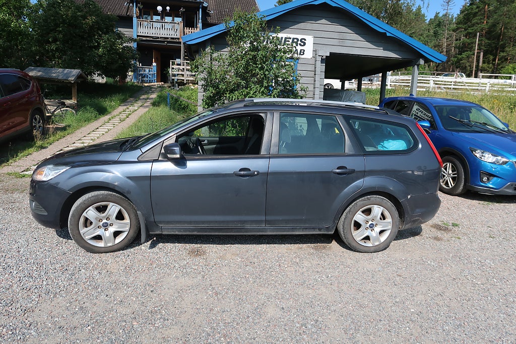 Ford Focus Kombi 1.8 Flexifuel Platinum Euro 4