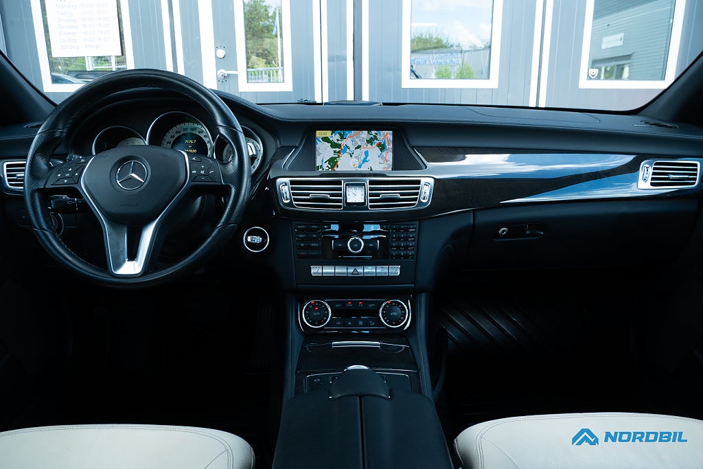 Mercedes-Benz CLS