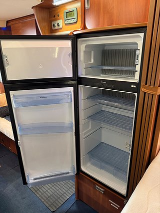 Husbil-halvintegrerad Laika Kreos 3008 10 av 21