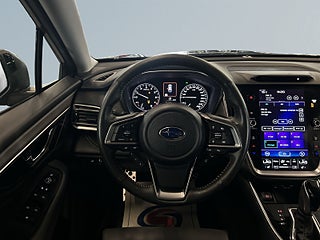 Subaru Outback 2.5 4WD S&V-hjul/Drag/Skinn/A.d Fart/Kamera/Carplay