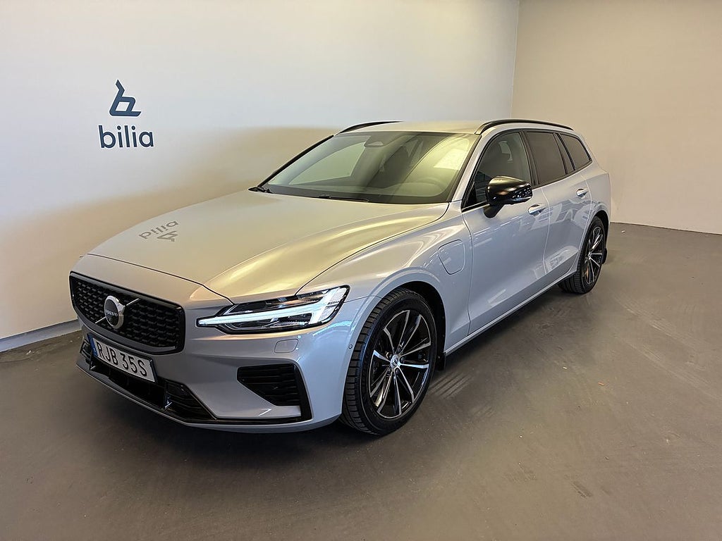 Volvo V60 T6 Plus Dark Nordic Edition / Dragkrok / Keyles...