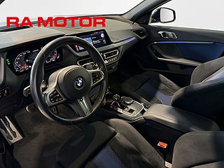 Halvkombi BMW M135i 9 av 28