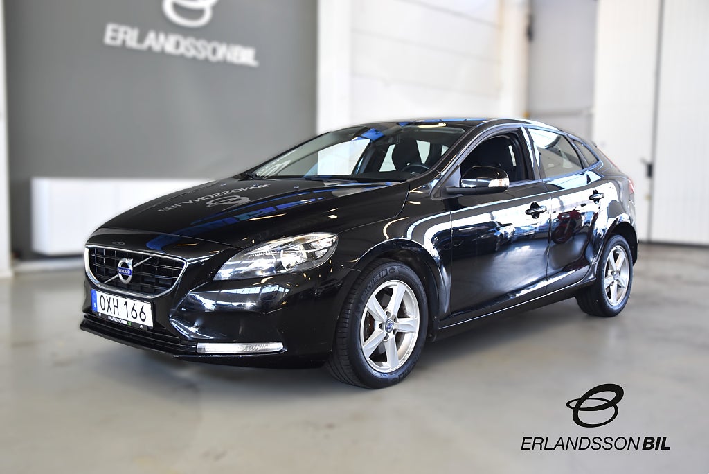 Volvo V40 T2 Your Kinetic NYBYTT KAMREM NYSERVAD NYBESIKTIGAD
