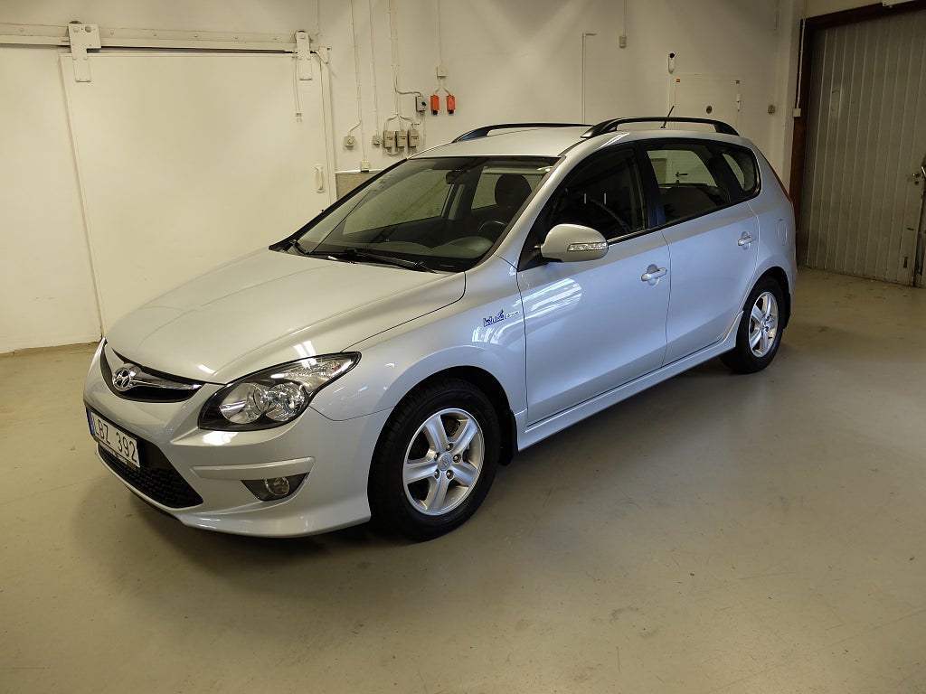 Hyundai i30 cw 1.6 CRDi Busin 1 ÄG 6413 mil S+Vhjul