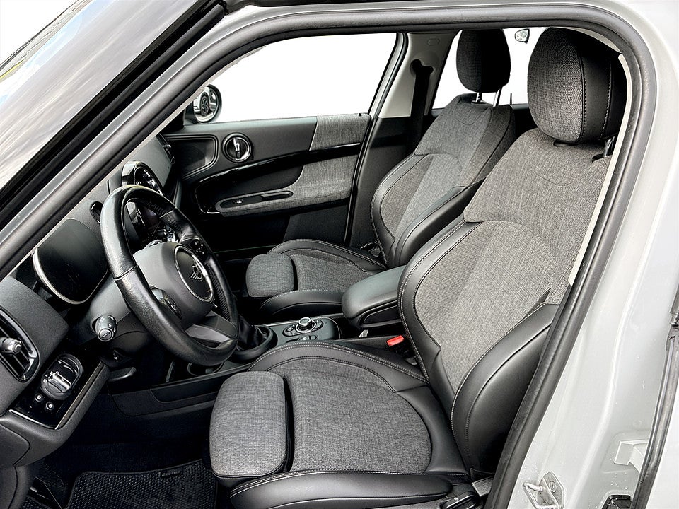 Bild på MINI Countryman Cooper SE ALL4 PHEV 220hk Aut AWD B-KAMERA NAVI