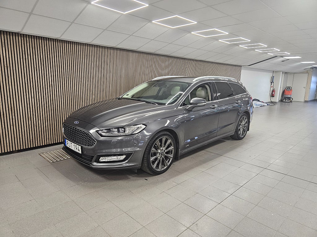Ford Mondeo Kombi 2.0 TDCi AWD Powershift Titanium Plus, Vignale Euro 6