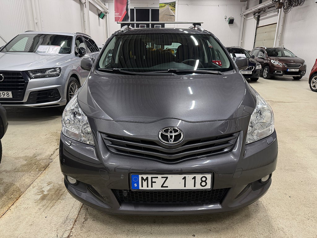Toyota Verso 1.8 Valvematic 7-sits Drag +Vinterhjul